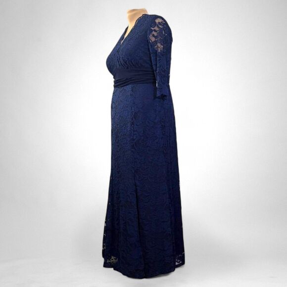 KIYONNA Women's Plus Size Screen Siren Lace Evening Gown, NWT! 1X - Picture 4 of 10